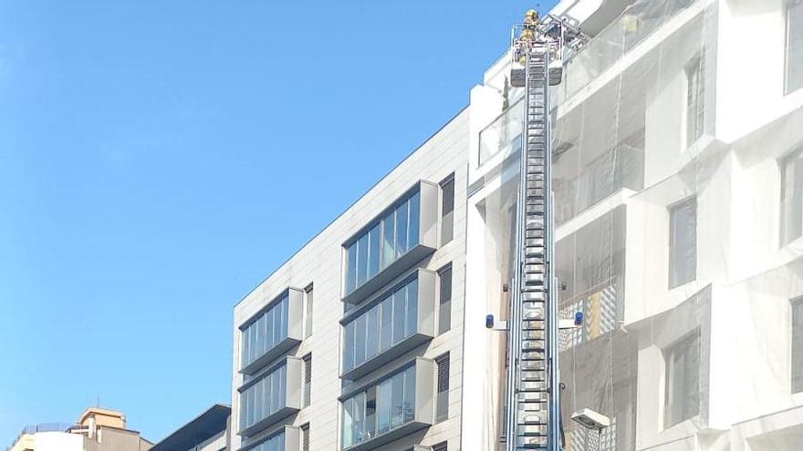 Espectacular rescat d&#039;un treballador ferit en una obra a Girona