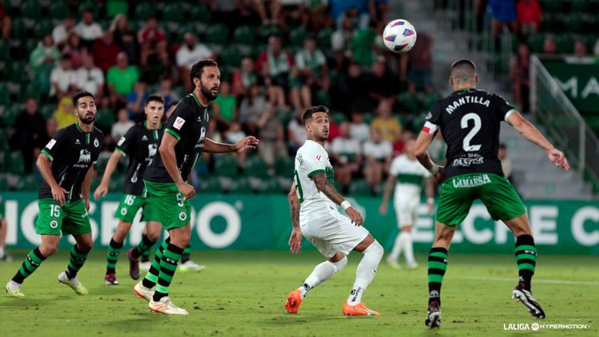 Resumen y goles del Racing Santander-Elche (1-1) partido de la jornada 4