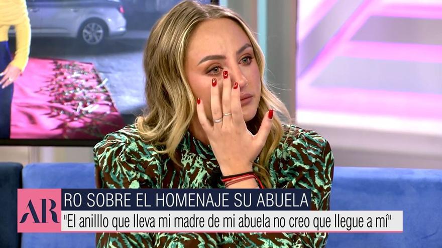 Rocío Flores rompe a llorar en Telecinco tras la emisión del homenaje a Rocío Jurado