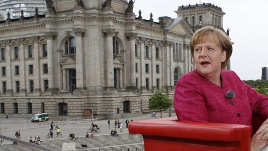 Merkel quiere crear una agencia europea de calificación