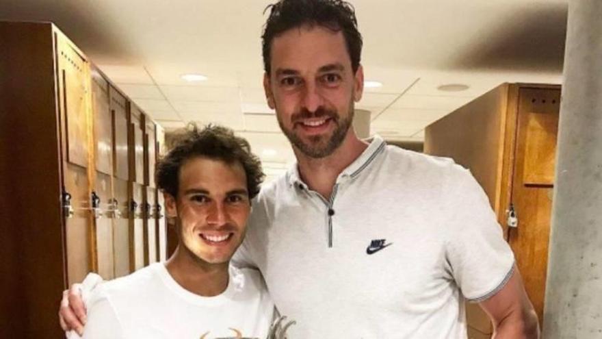 Rafa Nadal y Pau Gasol se han unido en la lucha contra la pandemia.