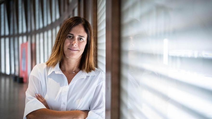 Edurne Pasaban Highlights Leadership Lessons from Mountaineering in Tenerife Speech