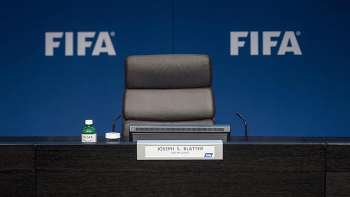LA FIFA ya tiene precandidatos oficiales a suceder al dirigente suizo el próximo 26 de febrero