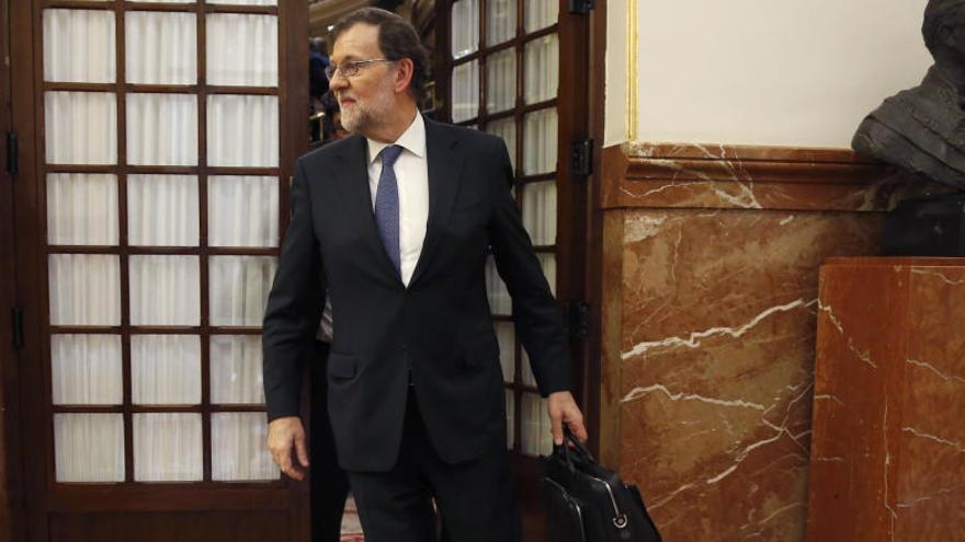 Mariano Rajoy sale del Congreso.