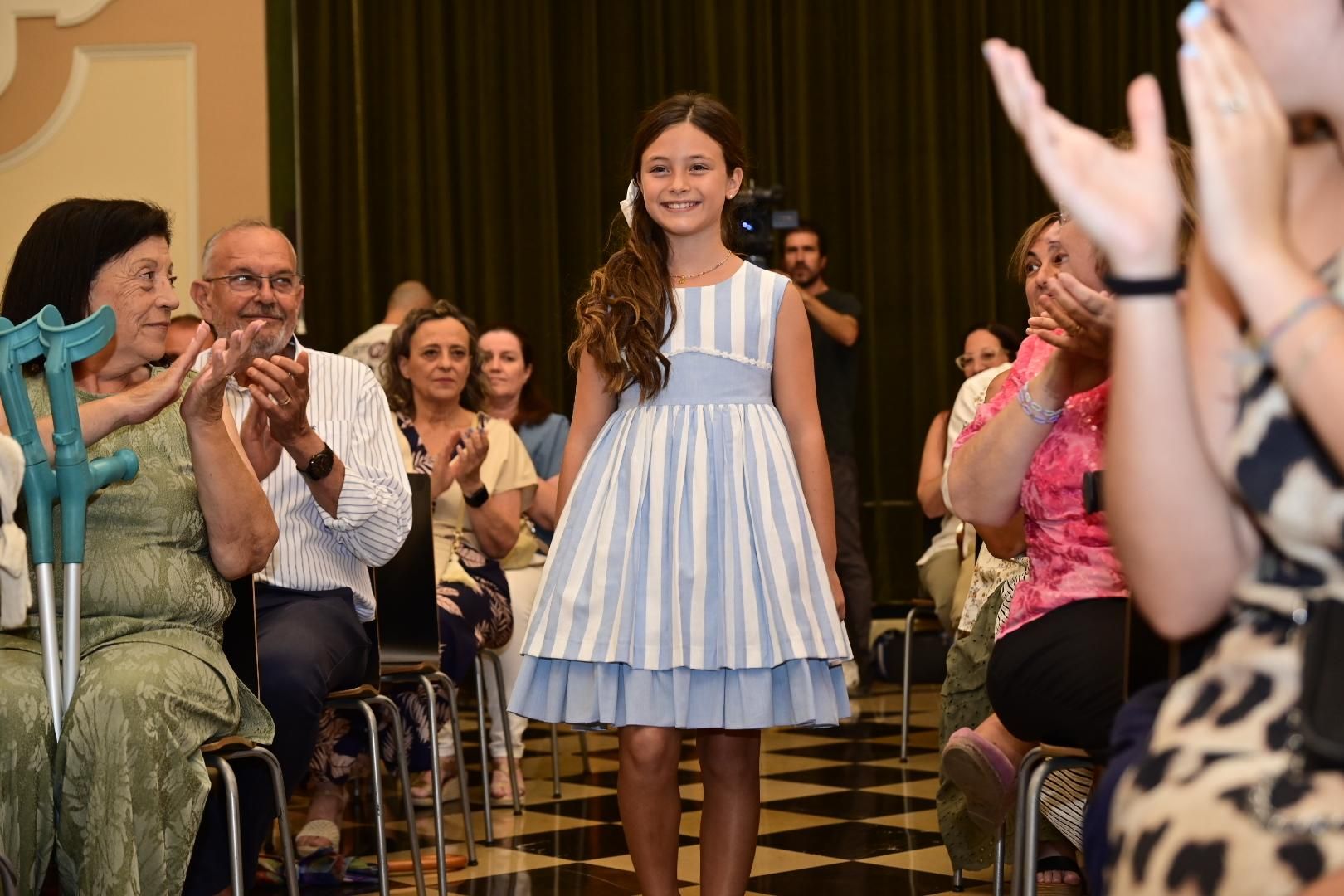 Galería de fotos: Clara Sanz Sobrino y Ana Colón Sastriques, reina y reina infantil de las fiestas de Castelló 2026