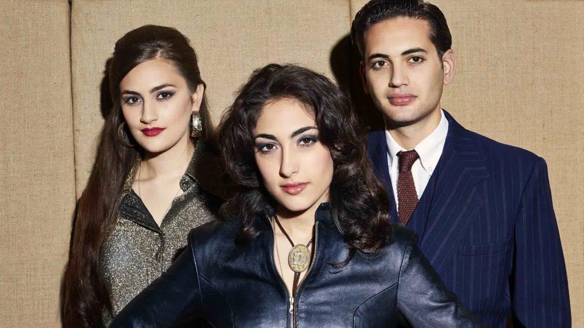 Kitty, Daisy &amp; Lewis.
