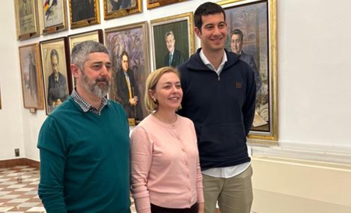 Ediles de IP con la vicepresidenta de la diputación.