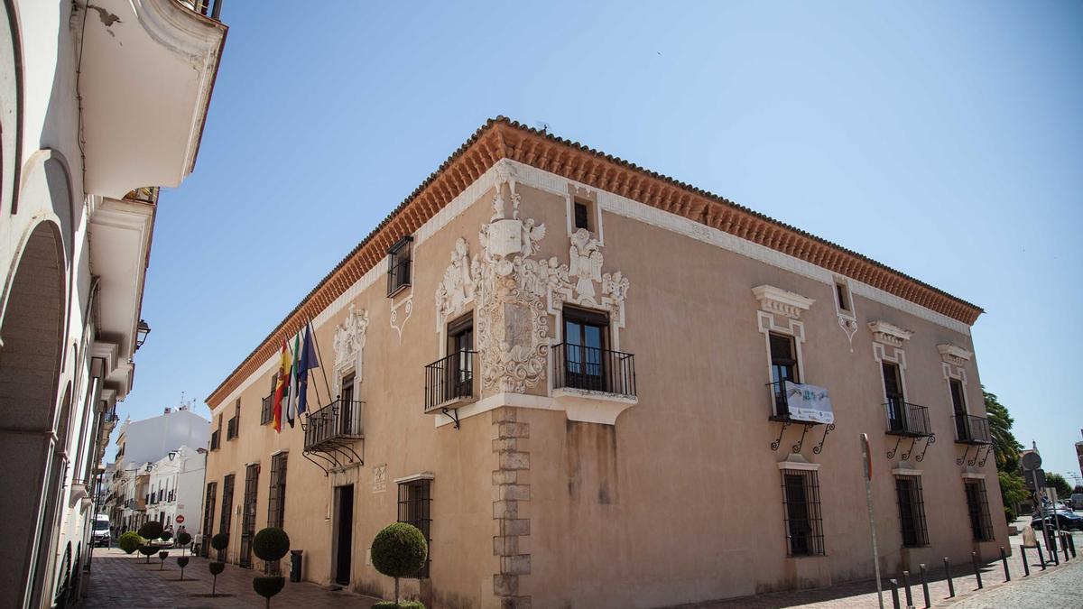 Fachada del Palacio de Monsalud, actual sede del consistorio.