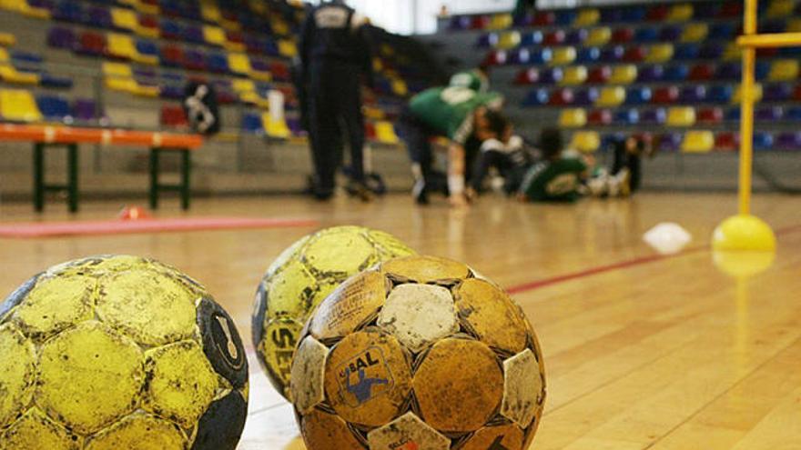 lleno, por favor. El equipo necesita apoyo de la grada.