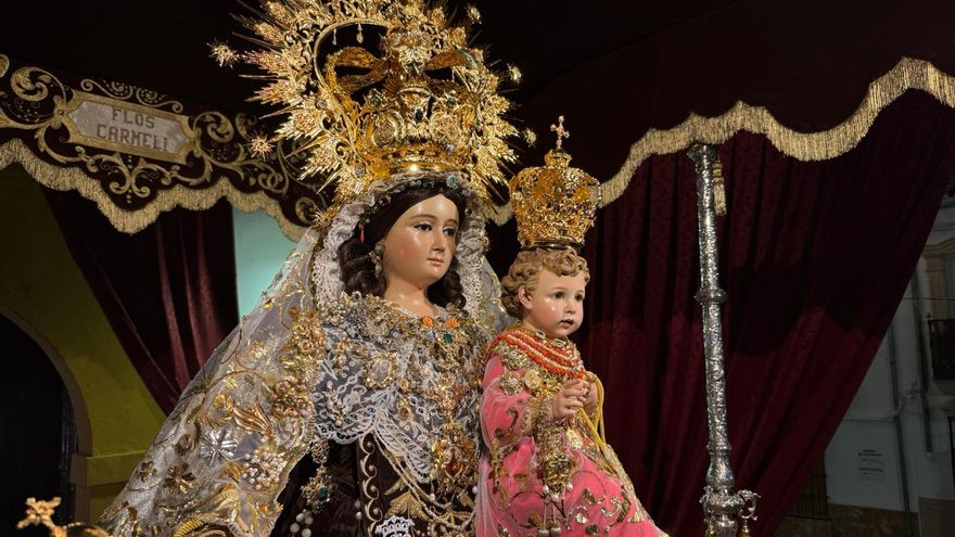La coronación del Carmen de Palenciana reúne a más de 2.000 devotos marianos