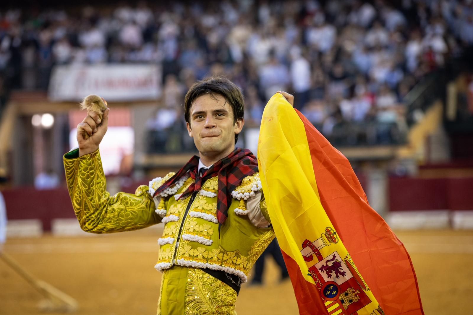 EN IMÁGENES | Corrida de toros en La Misericordia con Fernando Adrián, Cristiano Torres y Sebastián Castella
