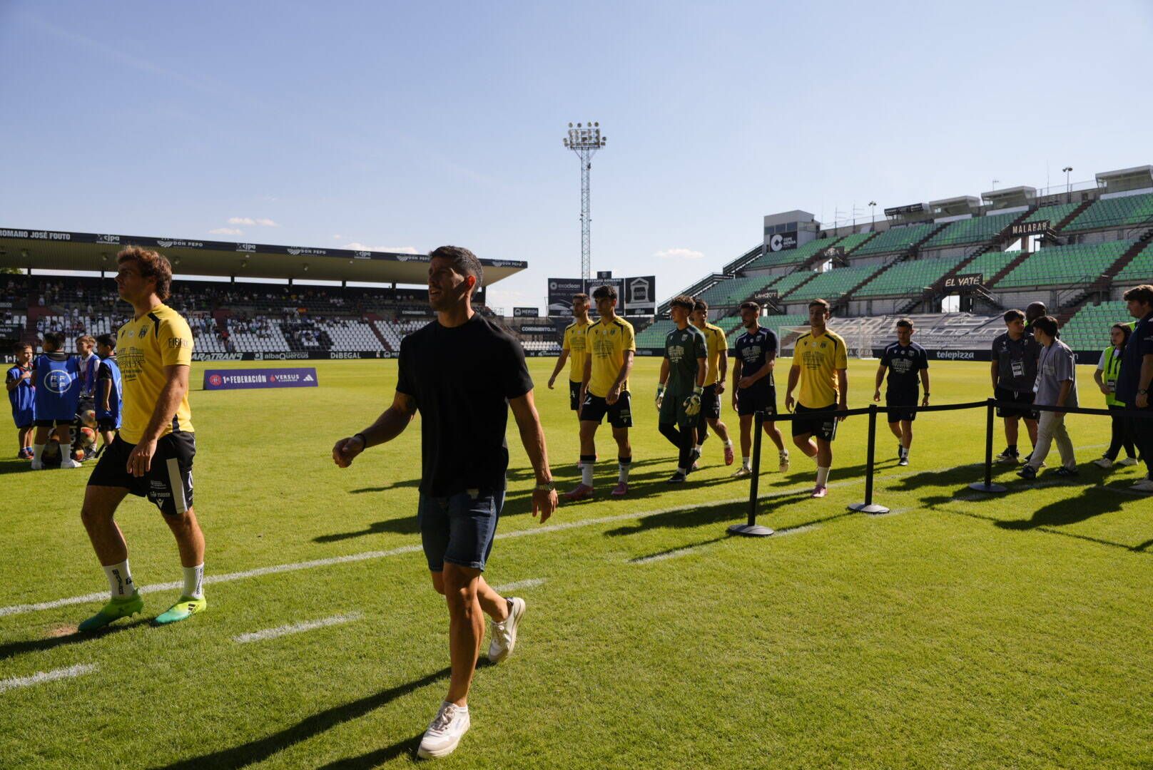 Las imágenes del partido entre Mérida y Arenteiro