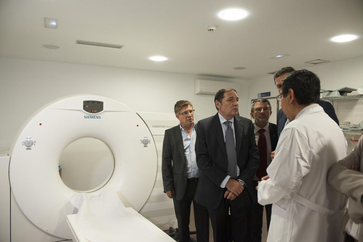 El TAC del Hospital benaventano cuando se instaló hace trece años.