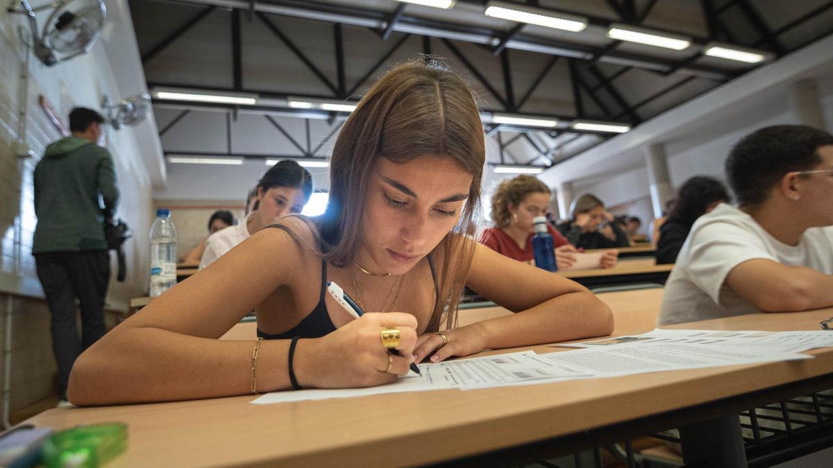 Primera jornada de la PAU 2025 en Tenerife