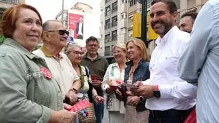 El PSOE promete un plan de choque para limpiar la ciudad: "Málaga está sucia"