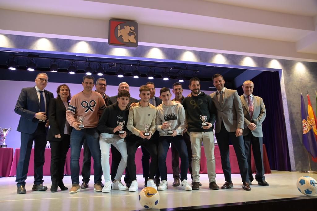 El fútbol provincial premia a los mejores de la temporada