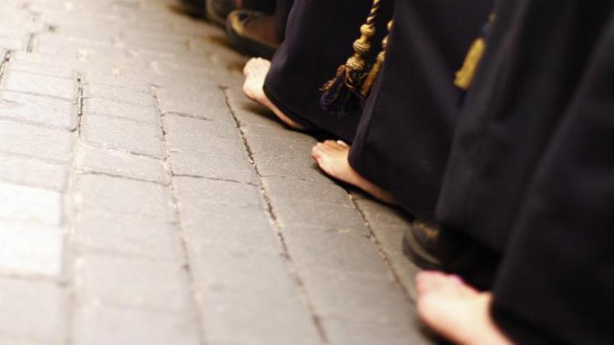 Cómo cuidar los pies durante las procesiones de Semana Santa