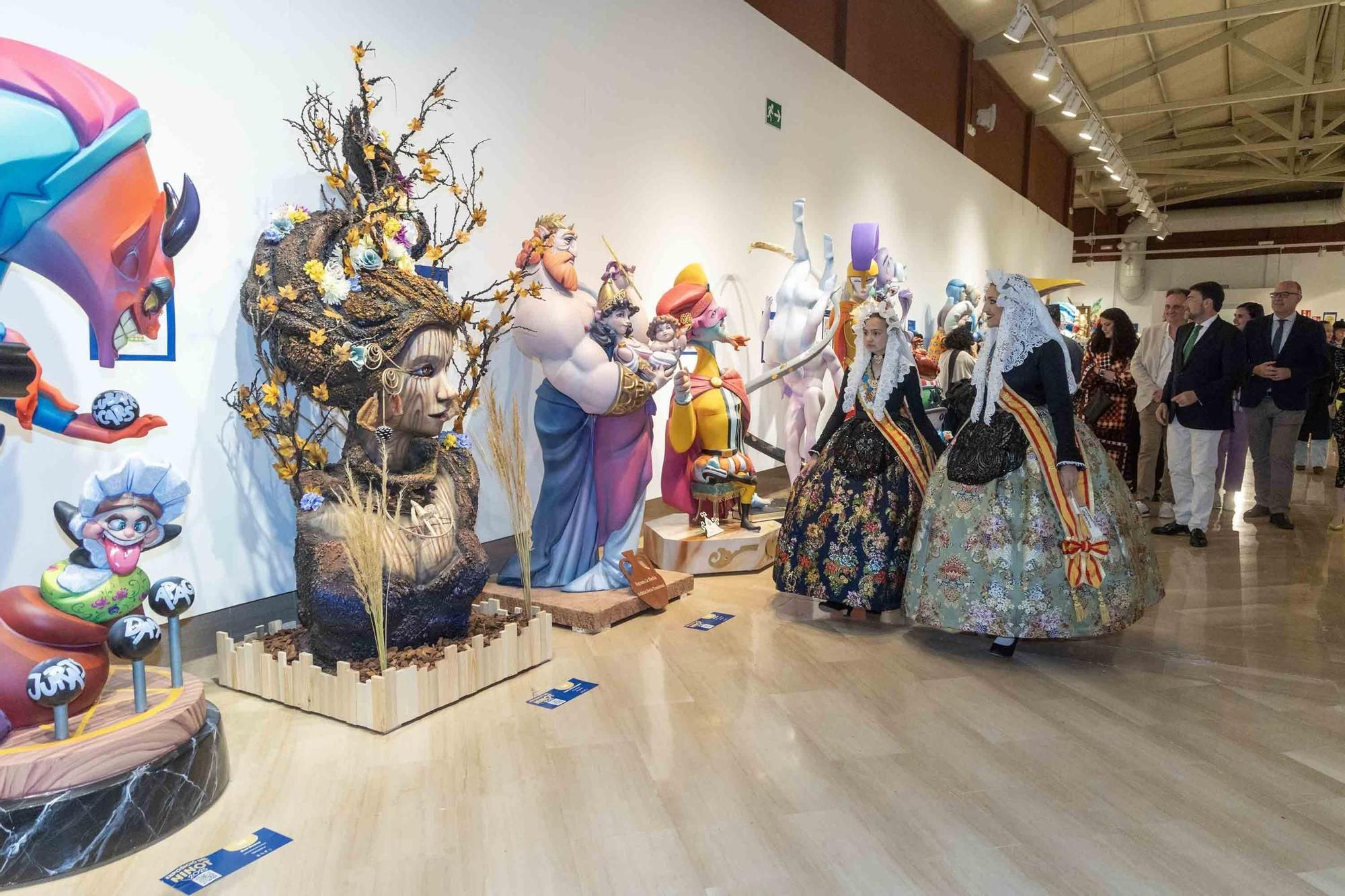 La Exposición del Ninot de las Hogueras 2025 abre sus puertas