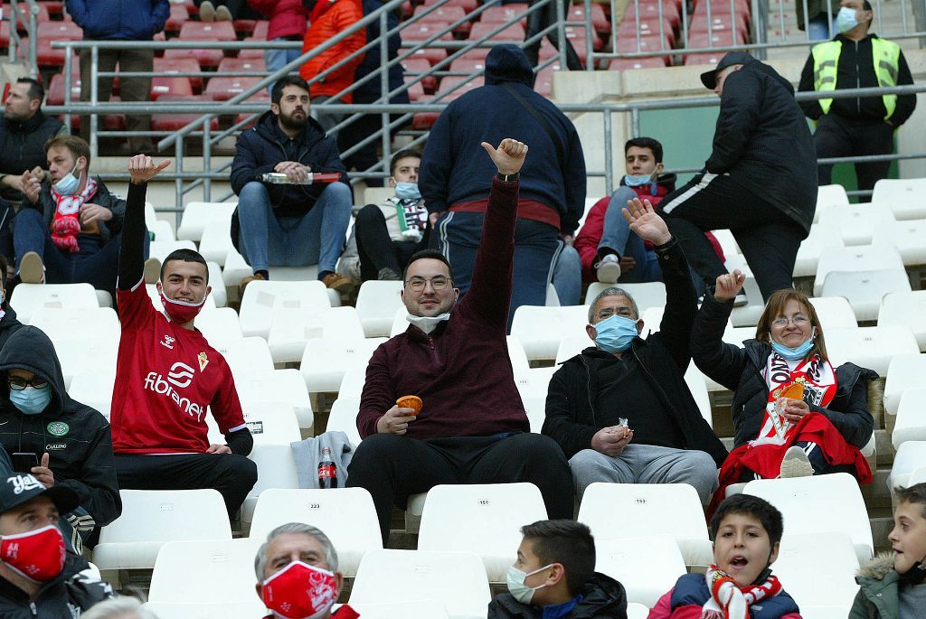 Todas las imágenes que ha dejado el partido del Real Murcia