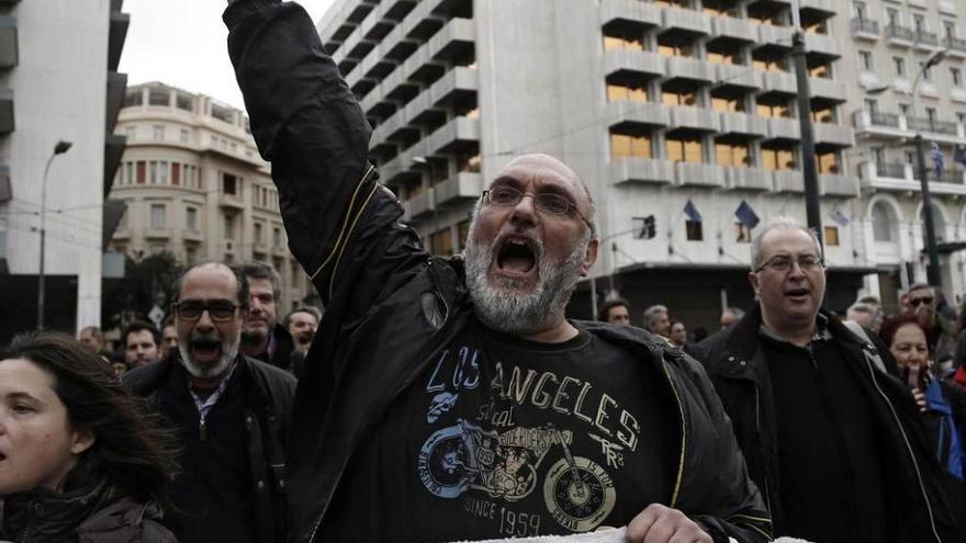 Protestas en Atenas por las pensiones