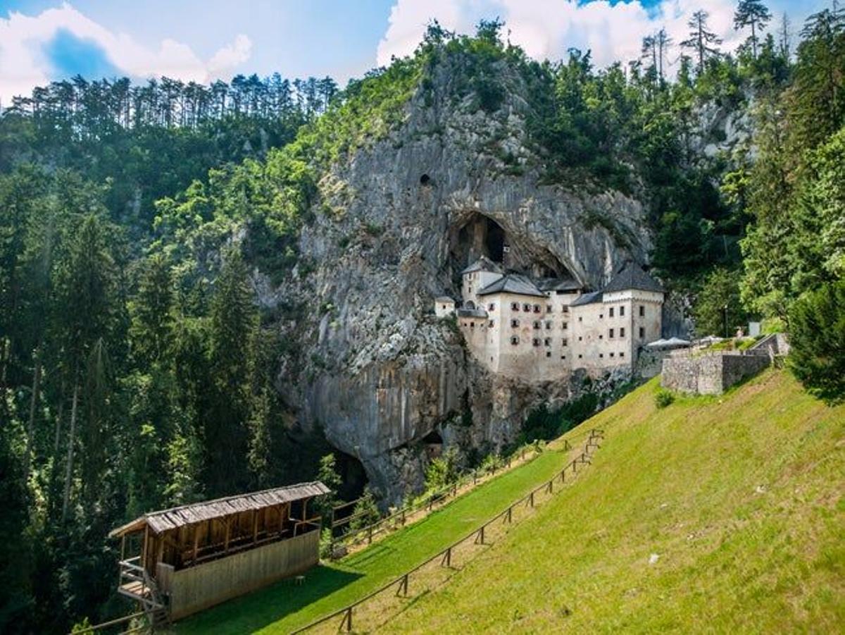 Castillo de Predjama