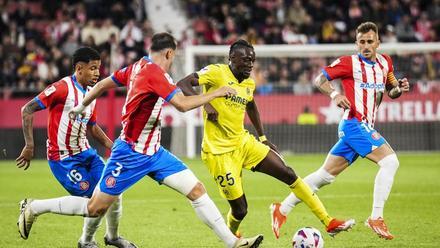 El Girona no logra traducir su dominio en goles ante el Villarreal