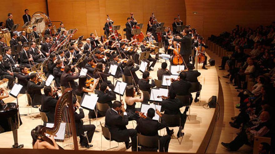 Ple absolut  de l&#039;Orquestra Simfònica  Jove de Goiás