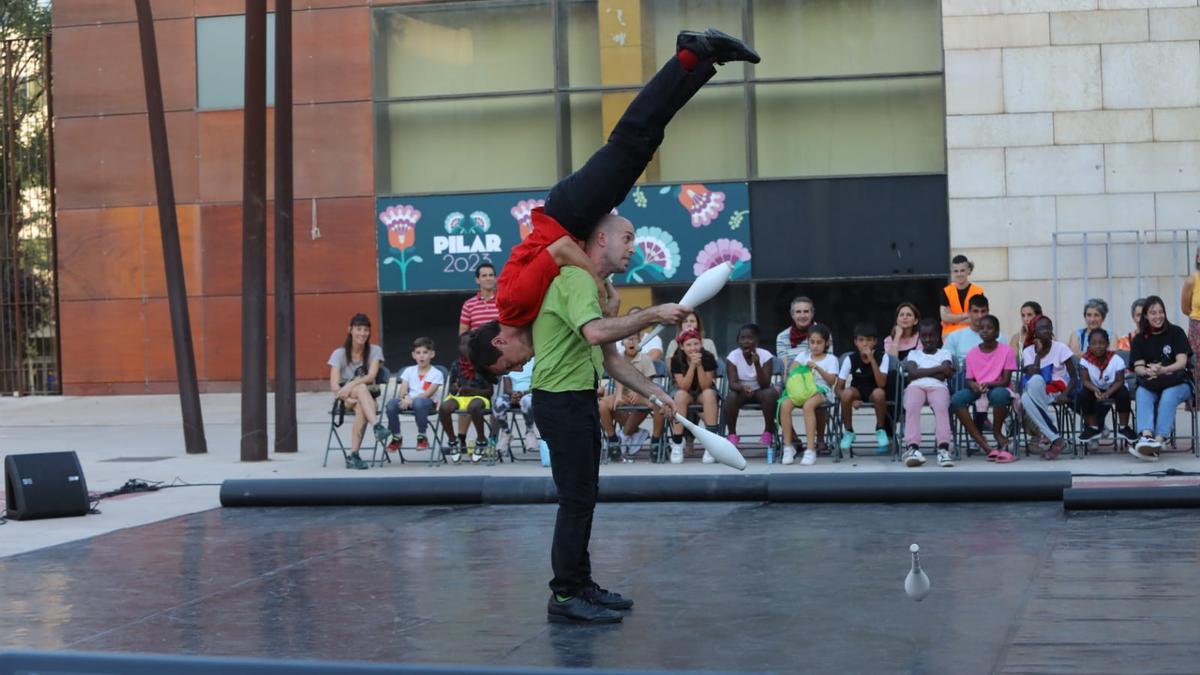 El Centro de Historia se ha abierto a la danza urbana con 'Baktana'.