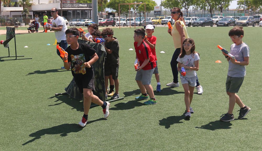 Búscate en las fotos de la VI Fiesta del Deporte de Málaga