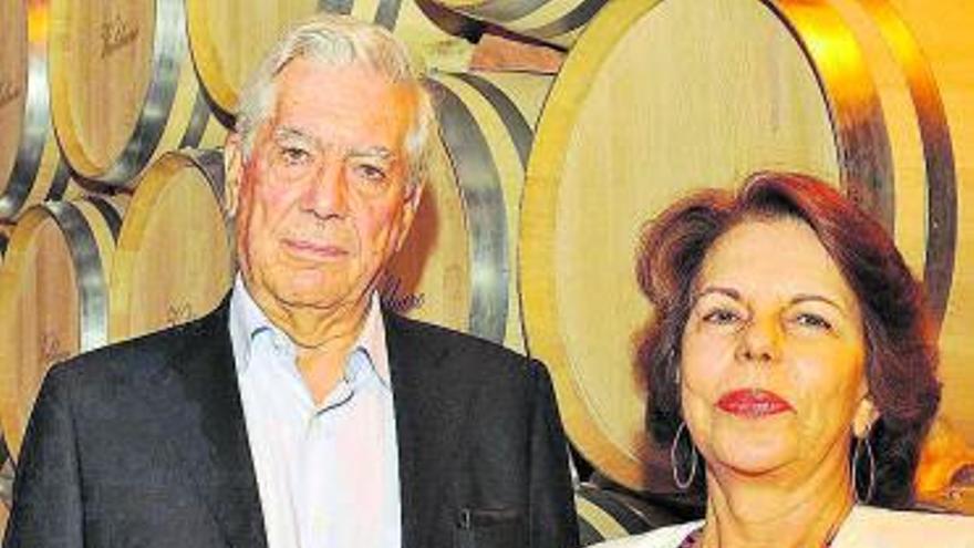 Vargas Llosa y su exmujer, de cena