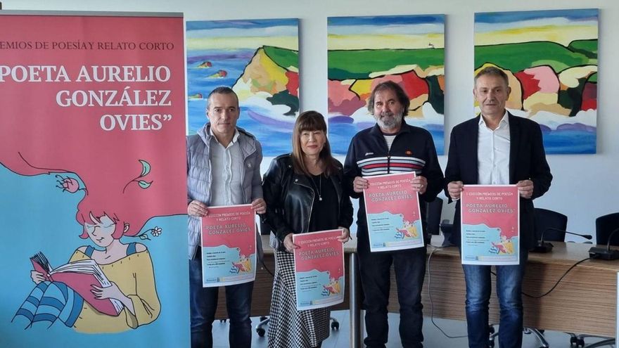 Por la izquierda, Israel González, Esther García, Aurelio González Ovies y Jorge Suárez.