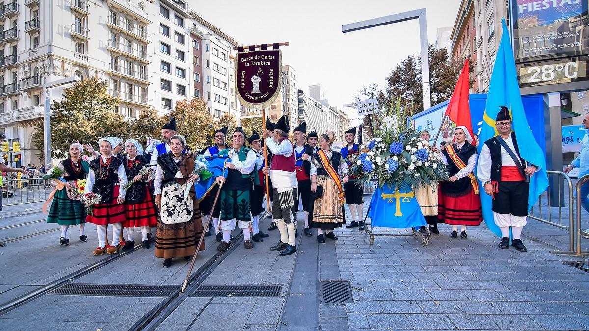 Banda de Gaitas la Tarabica casa de Guadarrama Asturias