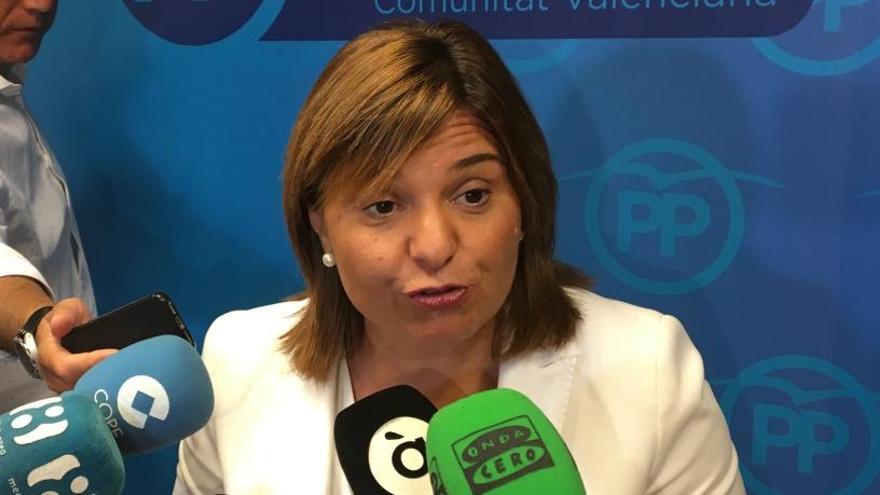 El PP aviva aún más su relato contra  el valenciano y anima a los padres a denunciar