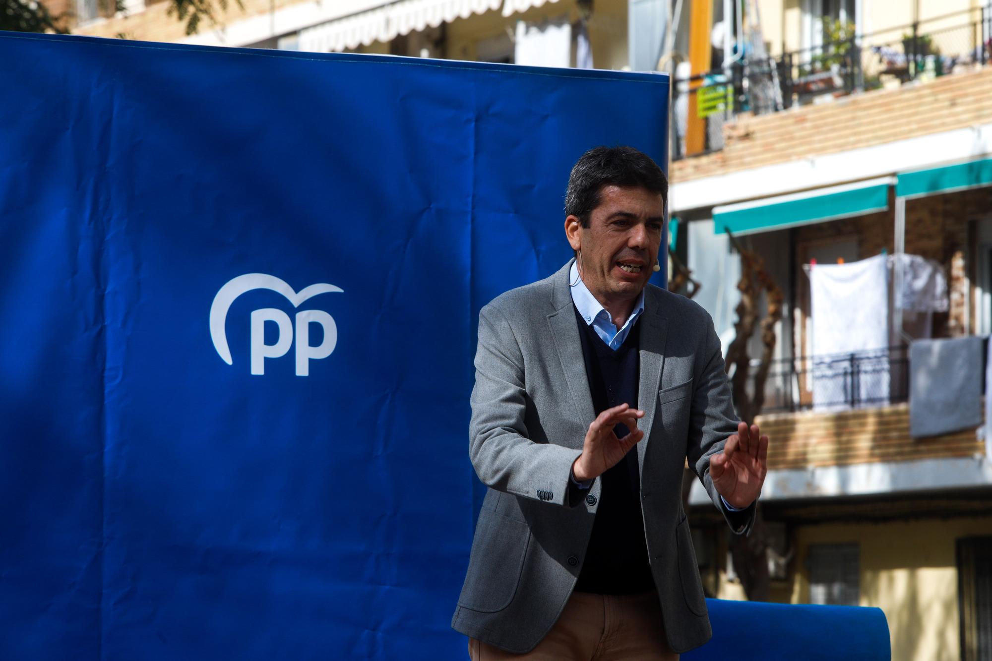 Mitin del PP en Alfafar con el presidente de Andalucía, Juanma Moreno