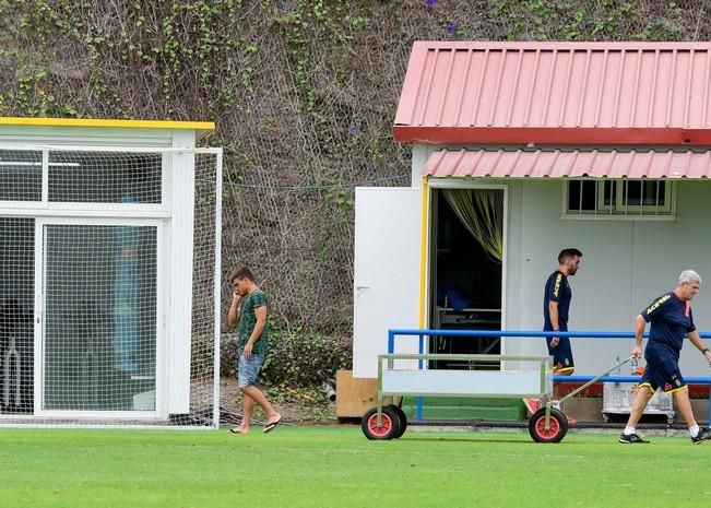 .Entrenamiento de la UD Las Palmas en Barranco ...