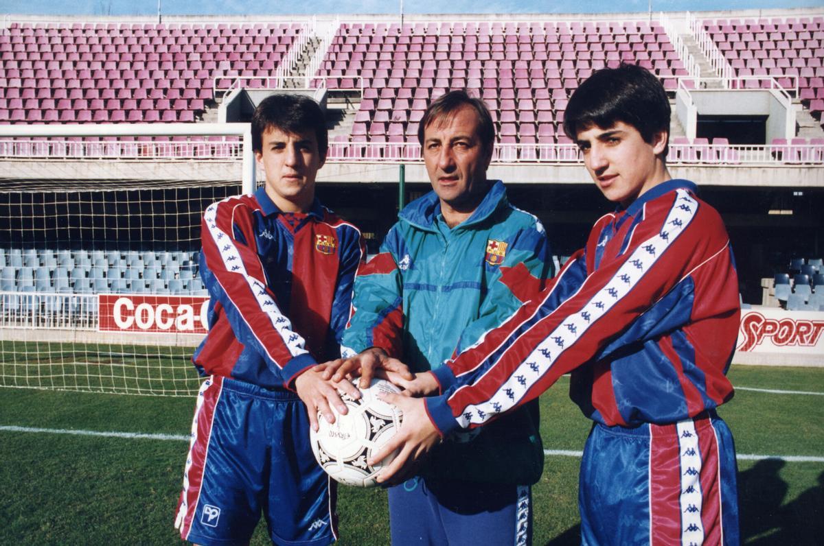 Quique Costas con sus hijos Quique Álvarez y Oscar Álvarez en el Miniestadi.