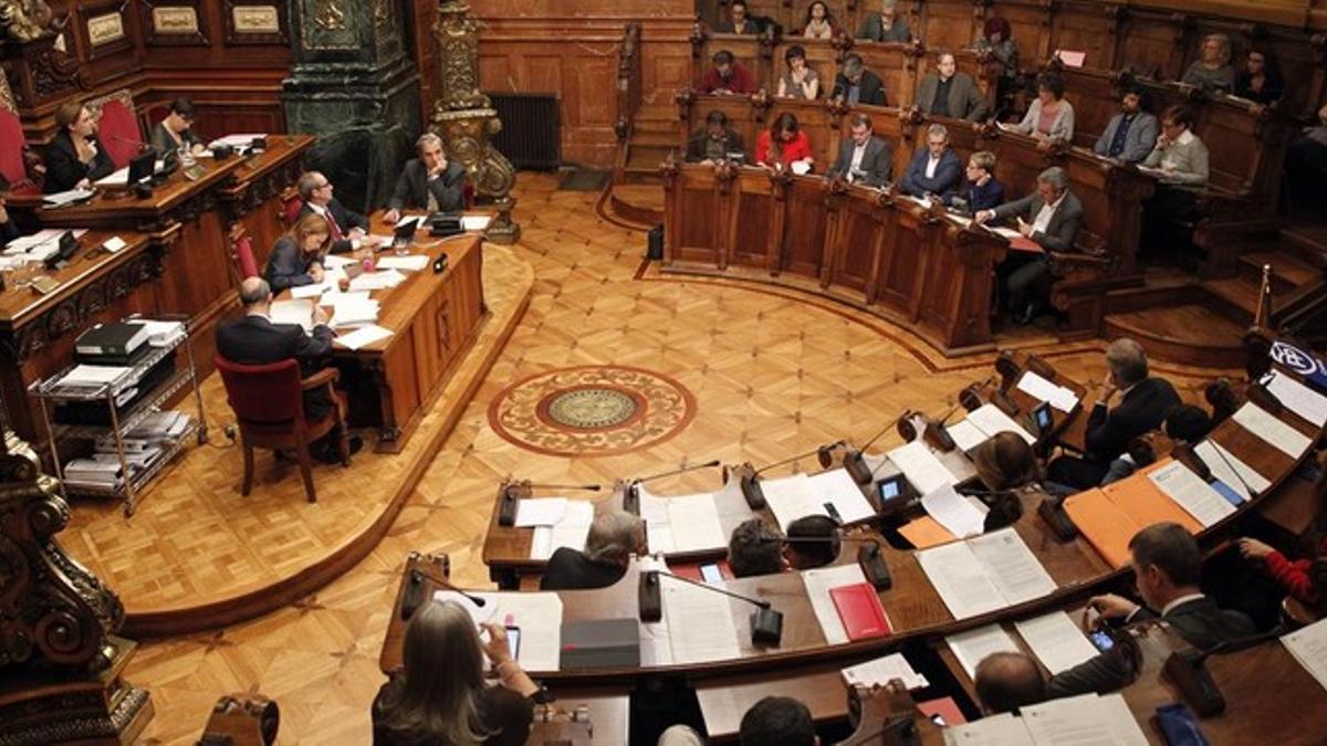 Imagen del pleno del Ayuntamiento de Barcelona.