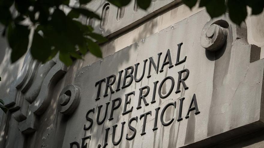 La enfermó el trabajo: una funcionaria de Ourense recibirá una pensión extraordinaria porque la incapacidad por su sensibilidad química múltiple se debe a su actividad laboral