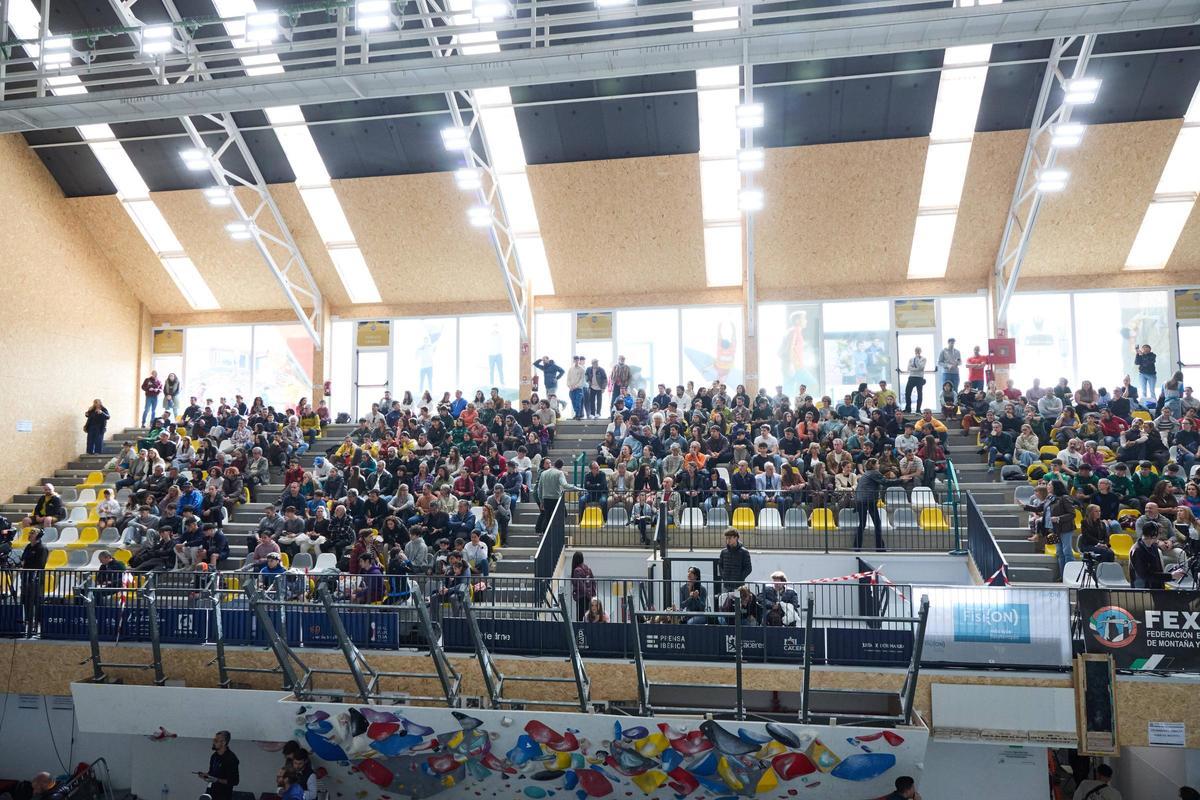 Galería | Instantáneas de la Segunda jornada de la Copa de España de Escalada en Cáceres