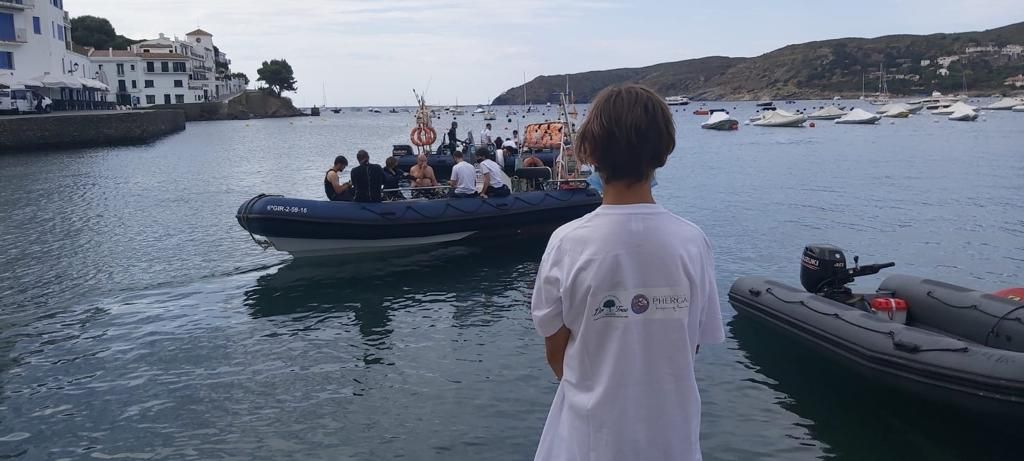 Neteja a Cadaqués de la platja de Portlligat i el fons marí de Sa Sabolla