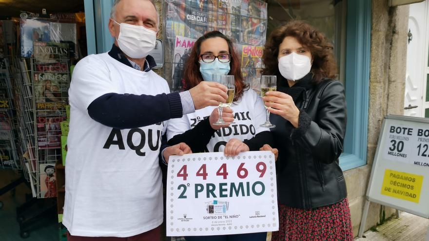 La Lotería del Niño deja un pellizco del segundo premio en O Hío y Bueu