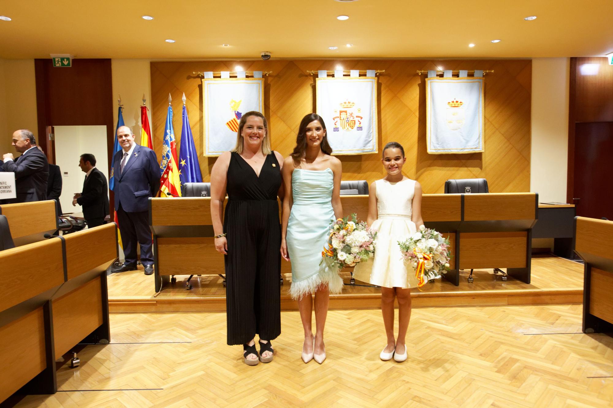 Galería de fotos de la elección de Laia Molina y Anna Solà como reinas falleras de Burriana 2024