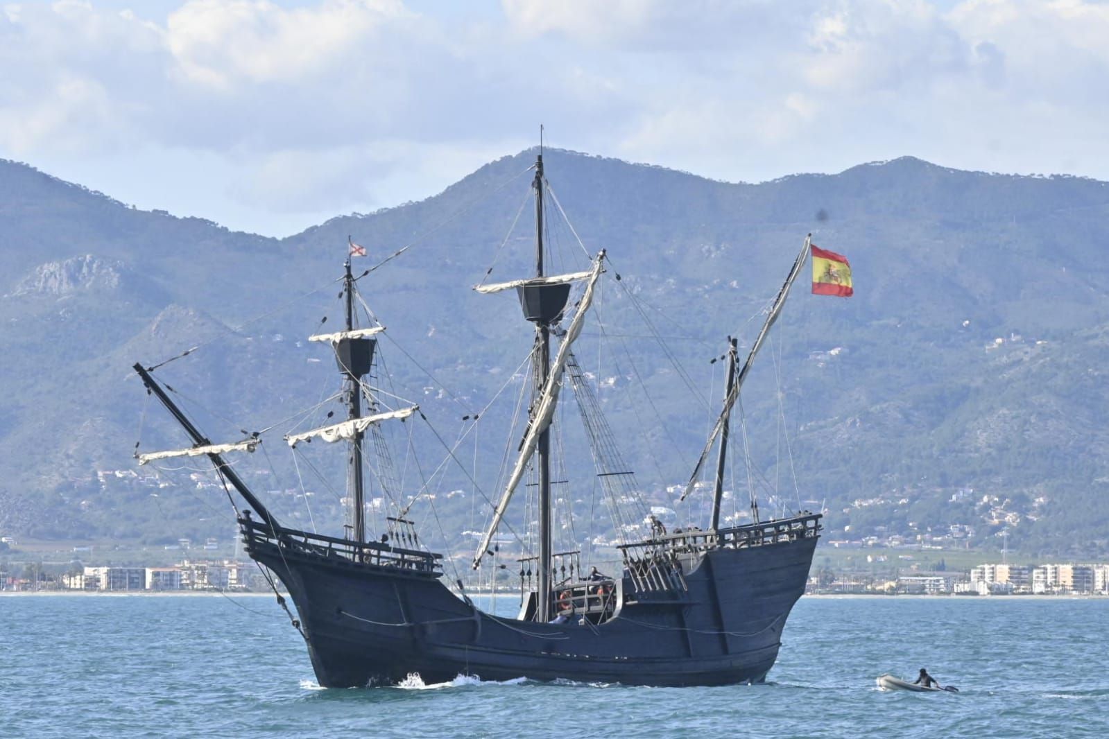 Fotogalería: Los barcos de 'Escala a Castelló' atracan en el Grau