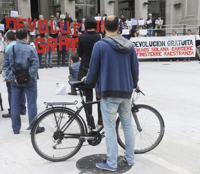 Marcha cívica por la devolución de terrenos