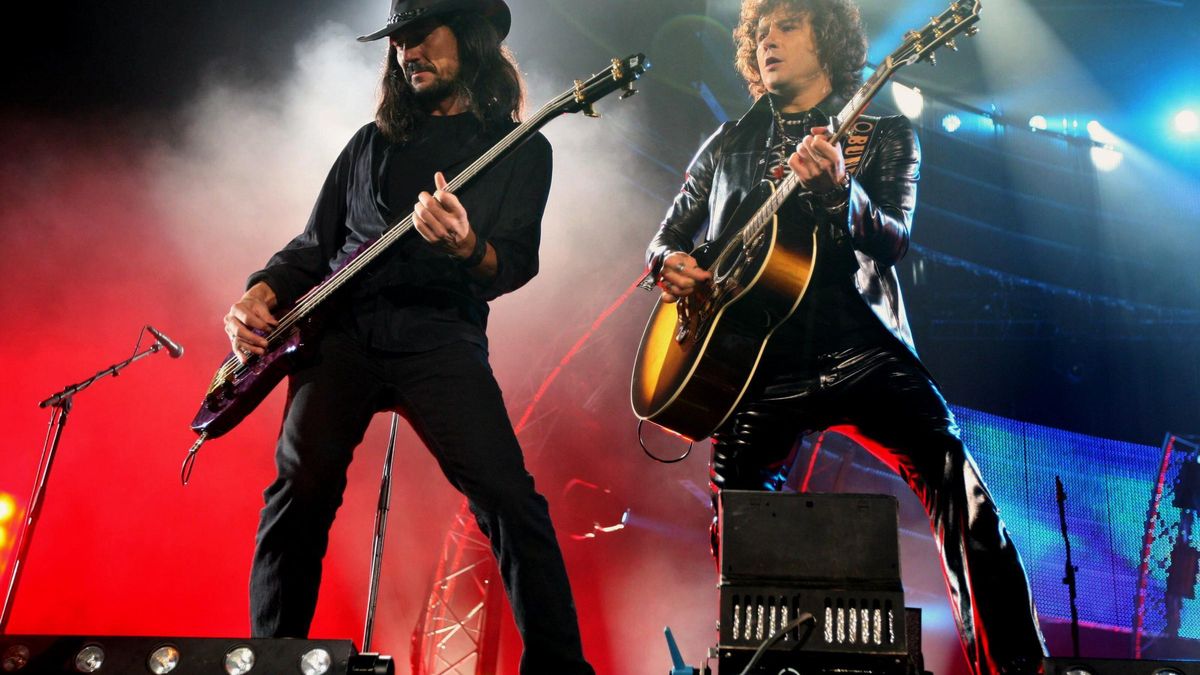 Reencuentro de Héroes del Silencio en 2007.
