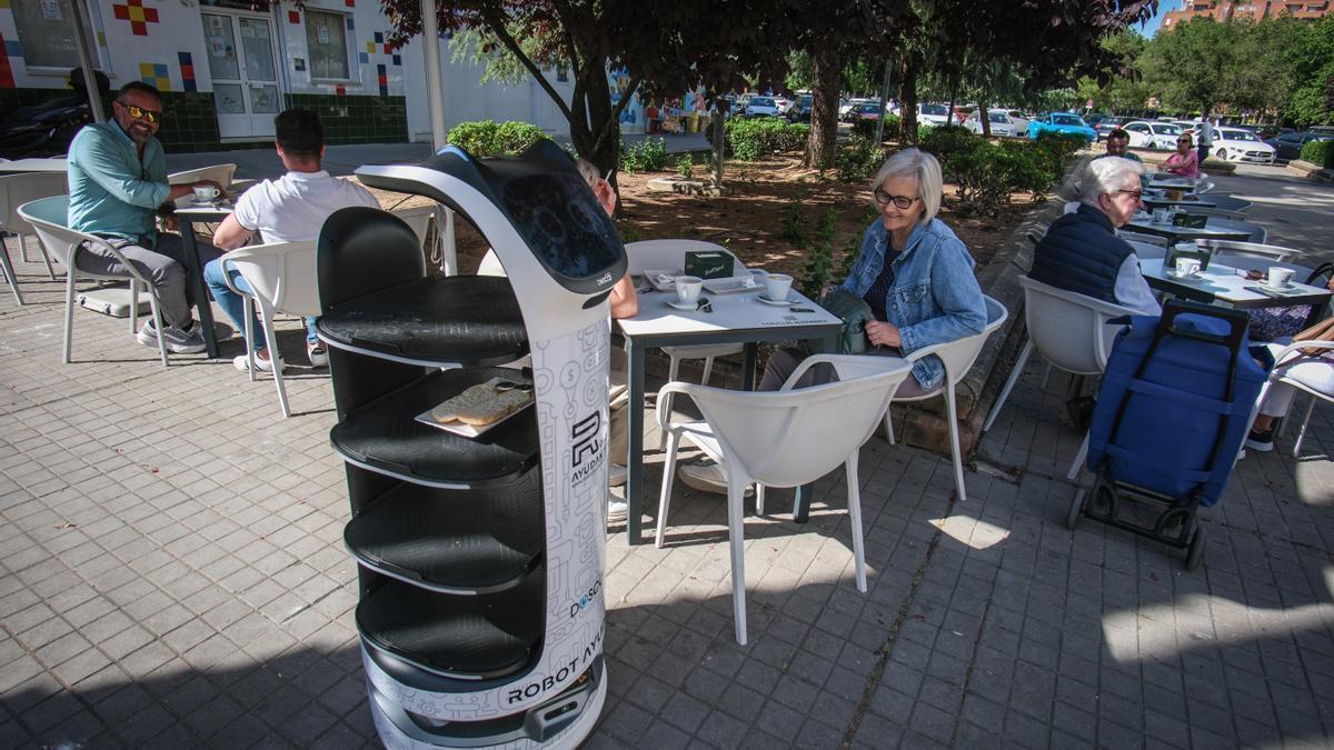 Un robot para los desayunos en Badajoz