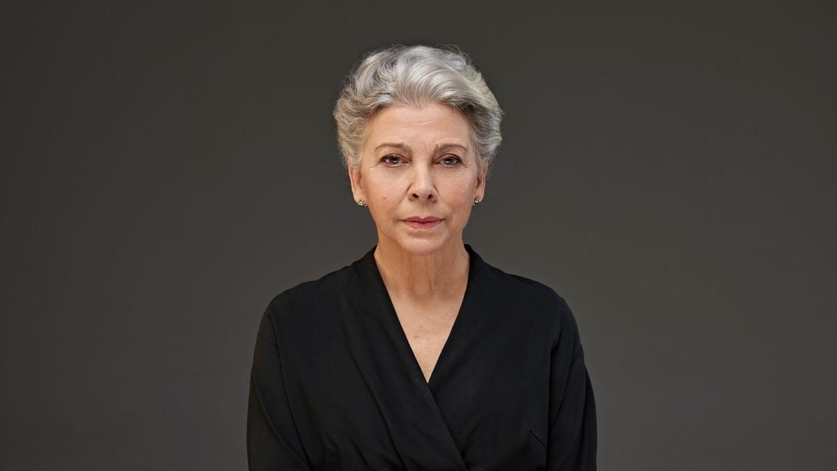 Kiti Mánver en su papel de Tití en 'Música para Hitler'.