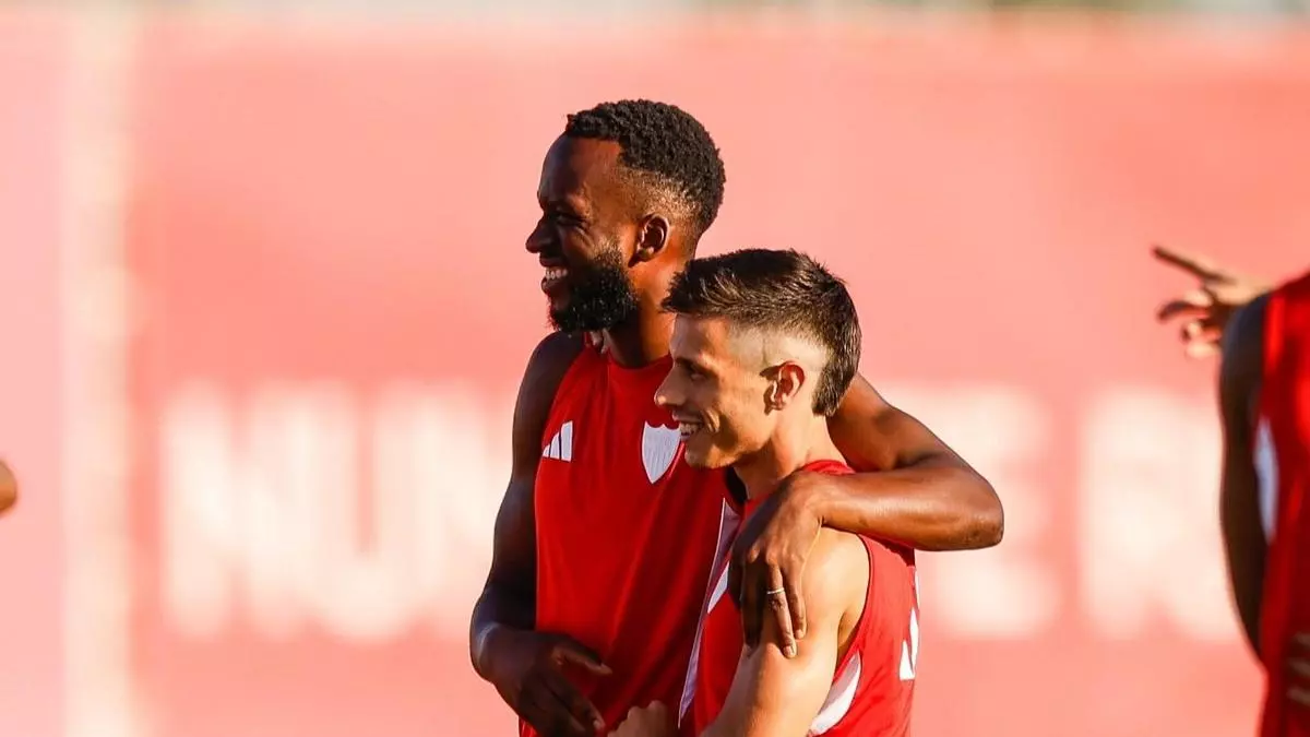 Última sesión del Sevilla antes de jugar con el Sunderland