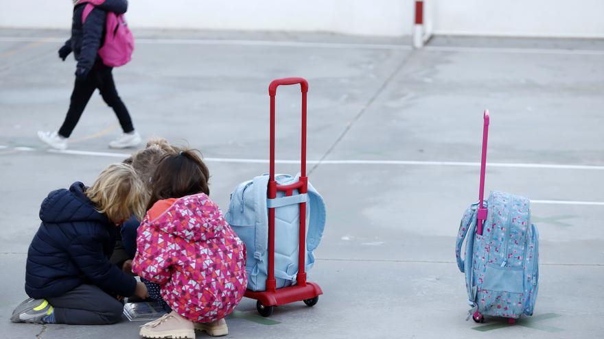 Málaga cuenta únicamente con 33 enfermeros escolares