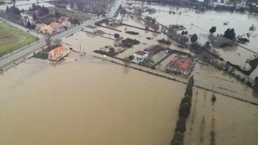 Las casas de Xinzo, con el agua a sus puertas. // FdV